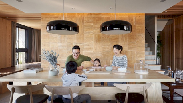 台中 65 坪挑高建案實品屋