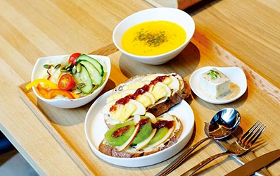 陸府原森 開辦生機餐飲